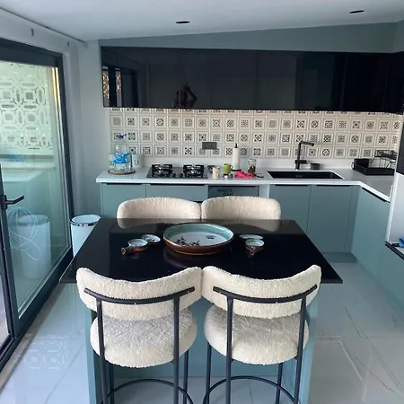 Luxury Sea View Duplex Private Pool Kalamar Apartment
